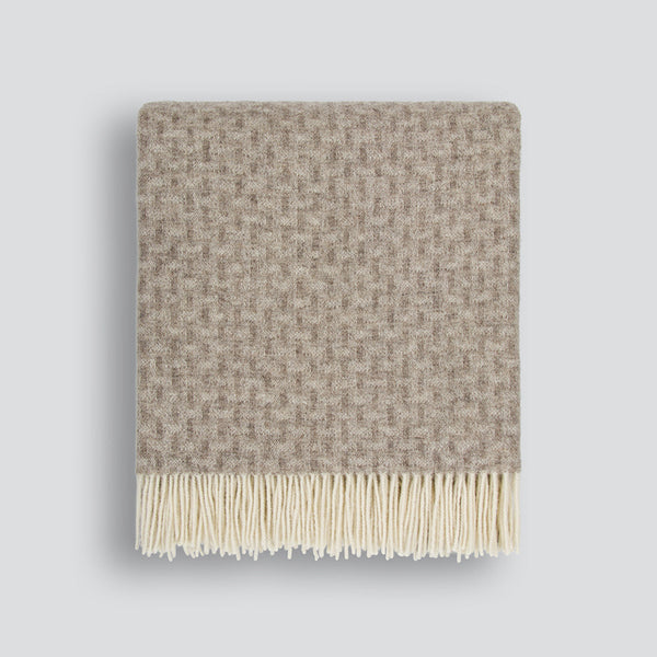 Baya Flemish 100% NZ Lambswool Throw in Fawn
