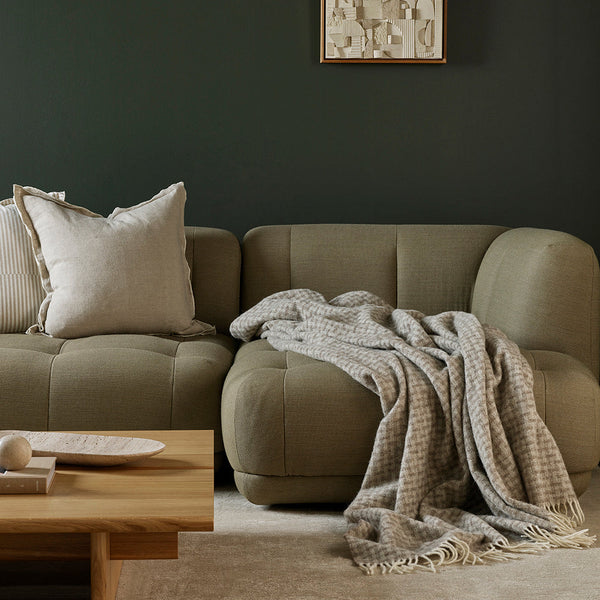 Baya Flemish 100% NZ Lambswool Throw in Fawn image 2