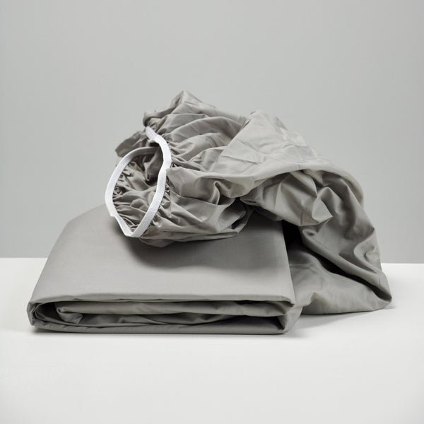[complete the look] smoke duvet